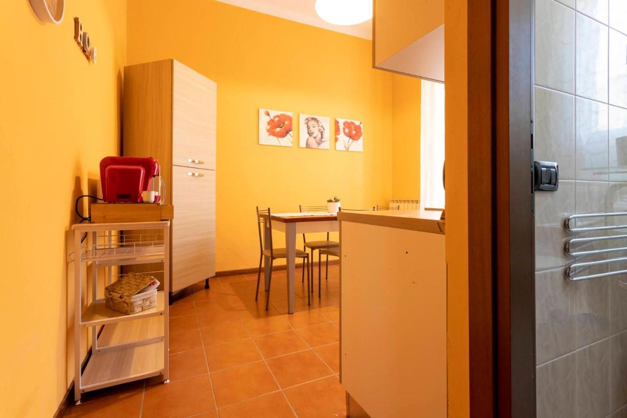 The Novara Gateway - Appartamento Новара Экстерьер фото